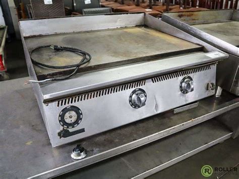 Star Ultra Max 3 Burner Griddle With Electric Start Gas Roller Auctions