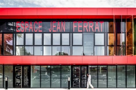 Centre Socioculturel Des Bleuets Espace Jean Ferrat Par Scdf Hesters Oyon