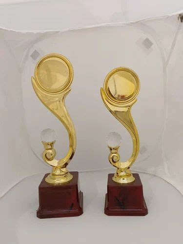 Golden Gold Plated Fibre Fiber Sports Trophies Size 10 15 Inch At