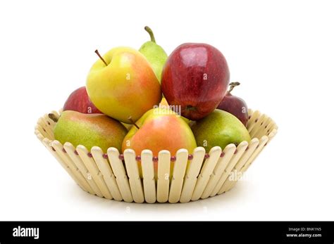 Cesto Di Frutta Con Pere Di Mele Immagini E Fotografie Stock Ad Alta