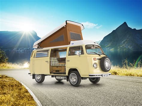 Revell 07676 Volkswagen VW T2 Camper Easy Click System Grootste