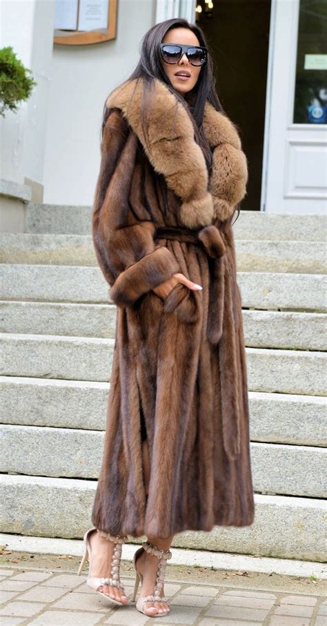 New Superior Mink Fur Long Trench Coat Class Of Sable Chinchilla Fox