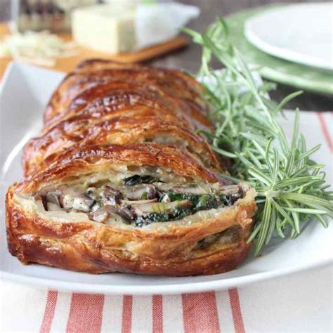 Mushroom Spinach Braided Puff Pastry Recipe