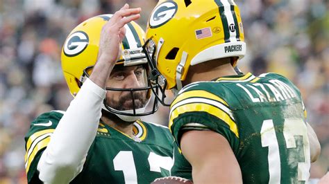 Aaron Rodgers Breaks Green Bay Packers Record For Passing Touchdowns