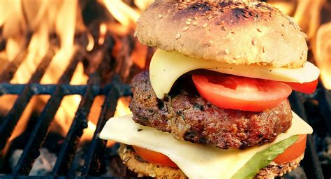 Perfekte Burger Grillen So Gelingt Der Bbq Hit