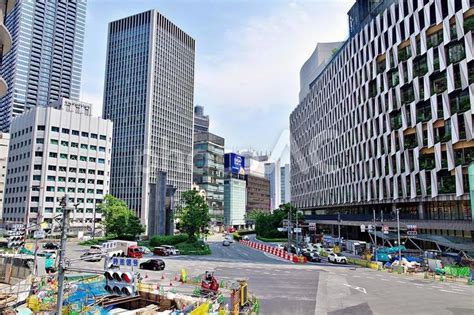 大阪駅前の風景 御堂筋曽根崎警察署前 No 24158792｜写真素材なら「写真ac」無料（フリー）ダウンロードok