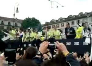 Il Video Del Pullman Della Juventus Che Attraversa Le Vie Di Torino