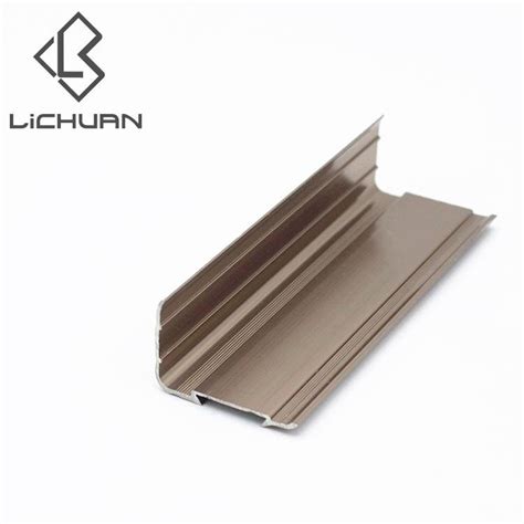 Nonslip Step Nosing Insert Rubber Stair Nosing - SN-010 - Lichuan ...