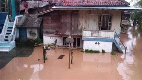 Sungai Musi Meluap Puluhan Rumah Di Musi Rawas Terendam Banjir