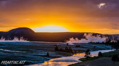 Amazing Sunset At Yellowstone National Park 9 Proartinc