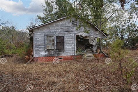 Abandoned Farmhouse Located In Rural East Texas Tyler Tx Stock Image