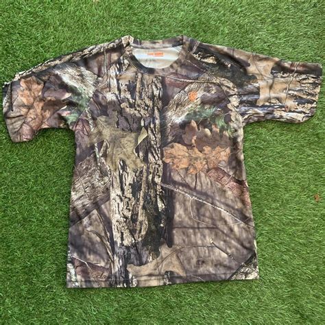 Realtree Camo T Shirt Medium #camo #vintage - Depop