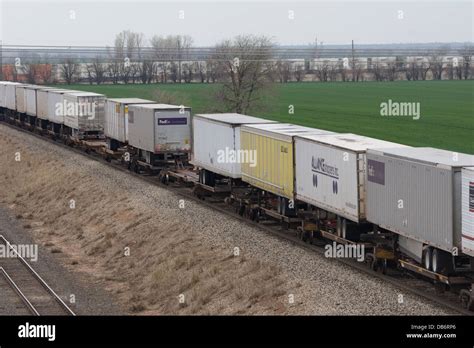 Piggy Back Truck Trailers On Bnsf Intermodal Freight Train At