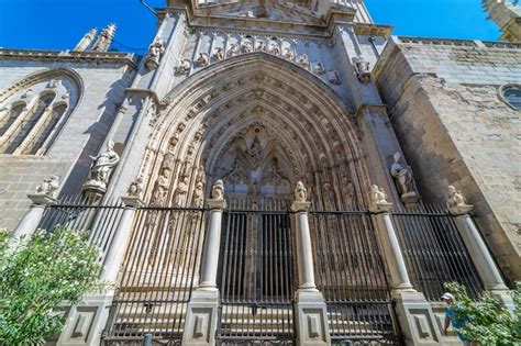 Premium Photo Toledo Cathedral Primada Santa Maria De Toledo Facade