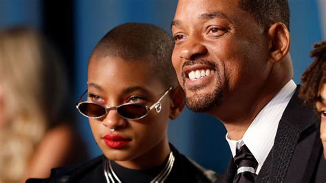 Willow Smith rocks edgy transformation in head-turning selfie - The ...