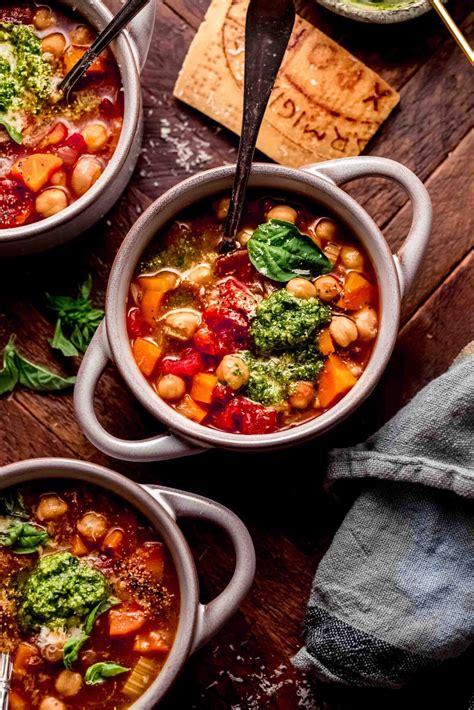 Instant Pot Bean Soup With Pesto Vegetarian