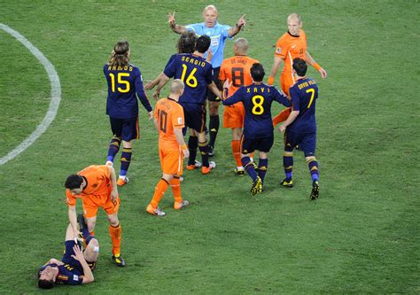 Howard Webb: World Cup Final Referee On Dealing With Superstar