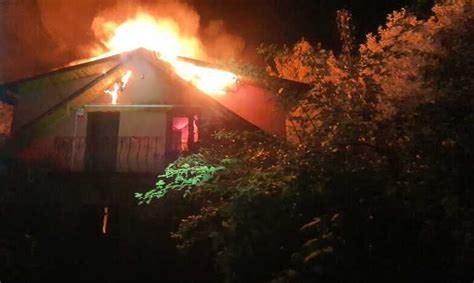 Incendiu La O Locuinta Din Comuna Barnova Pompierii Au Reusit Dupa 5