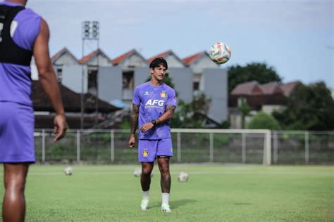 Persik Target Bali United Irfan Bachdim Ahmad Agung Jadi Senjata