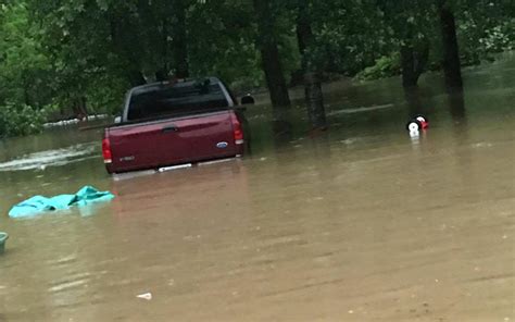 Al Menos Dos Muertos En Texas Ee Uu Por Intensas Lluvias