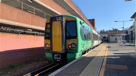 Southern Class 377 Arriving At Caterham Youtube