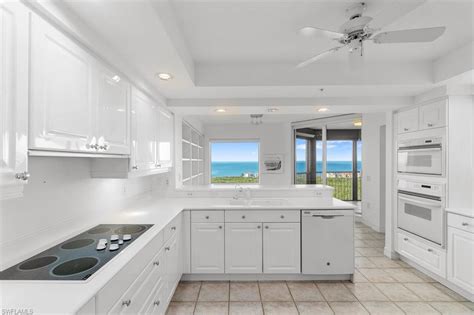 Marbella At Pelican Bay Condos For Sale Luxury Condos In Naples Fl