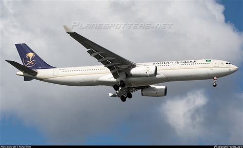 Hz Aq Saudi Arabian Airlines Airbus A Photo By Richard Toft