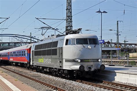 Hier Kommt Der Zug Mit Der Beim Bahnhof Weil Am Flickr