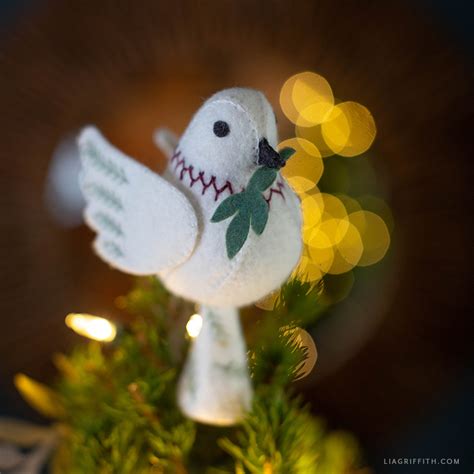 Felt Dove Tree Topper Template And Tutorial Lia Griffith