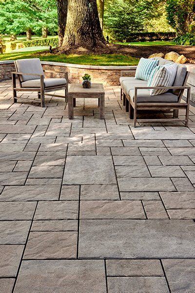 Terrace Slabs Of Bluestone Blu 60 Slate Slabs Techo Bloc Patio