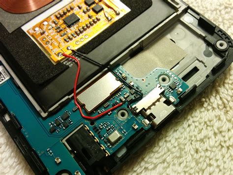 Nexus 5X: Battery Replacement and Wireless Charging Mod (Making) - arantius.com