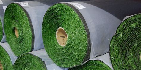 Guide To Artificial Grass Rolls Sizes Prices And Selection Relyir