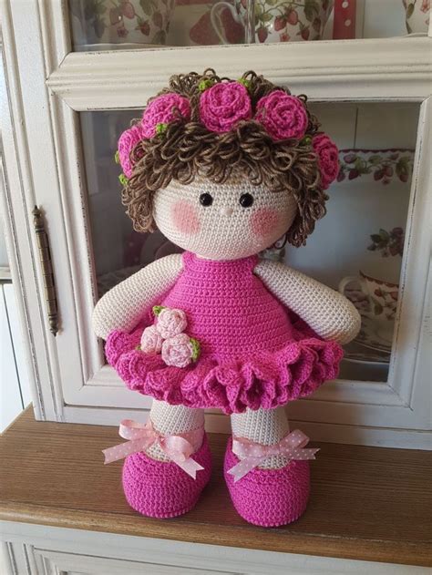 Fotos De Mari Carmen Bosor Mur Em Crocheted Dolls Em Ecf In