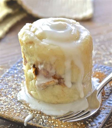 One Minute Cinnamon Roll In A Mug A Virtual Vegan