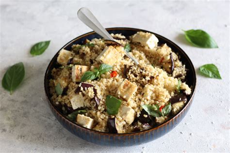 Vegan bulgur salad - Italian recipes by GialloZafferano