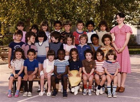 Photo De Classe Maternelle De 1981 ECOLE JEAN LURCAT Copains D Avant