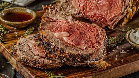 Holiday Prime Rib Roast Bone Bar Beef