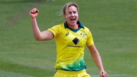 ICC Awards: Ellyse Perry wins the Rachael Heyhoe Flint Award for Female ...