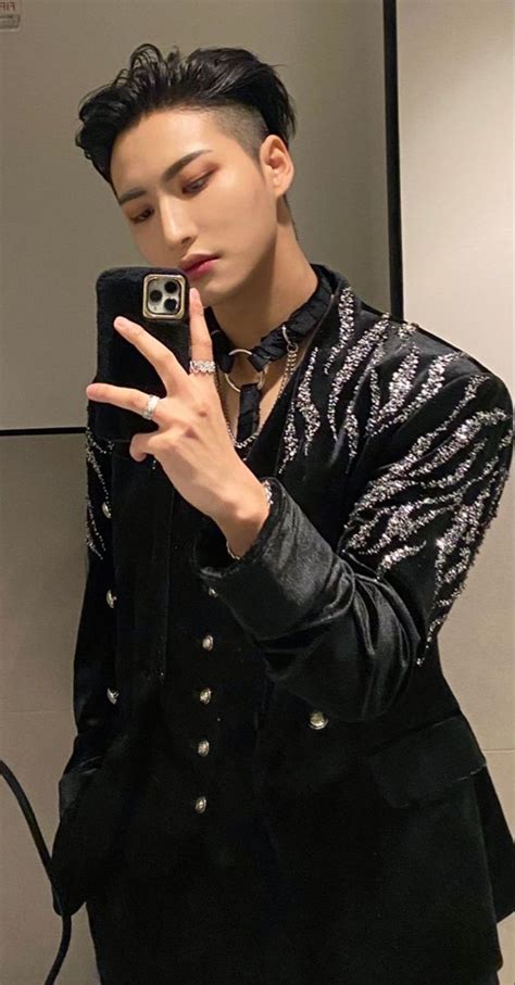 Seonghwa ATEEZ Mens Hairstyles Kpop Hair Hair Styles