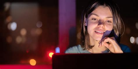 10 Best Overnight Jobs for Remote or Flexible Work | FlexJobs