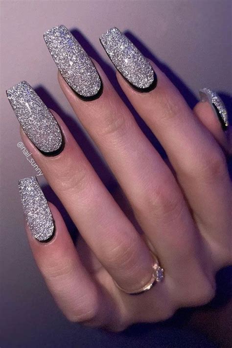 30 Glitter Nails To Bright Up The Season Platinum Glitter And Black