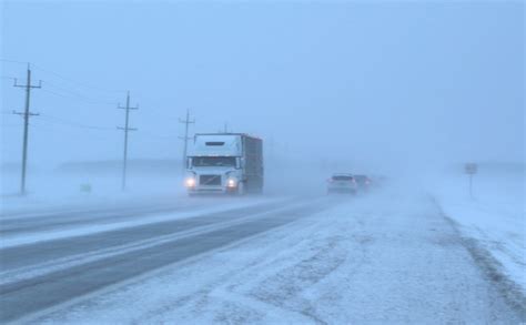 Alberta Clipper Brings Snow And Blowing Snow DiscoverMooseJaw