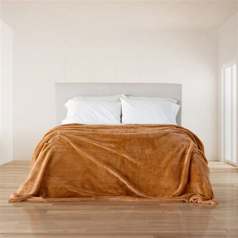 Blankets – Berkshire Blanket Inc