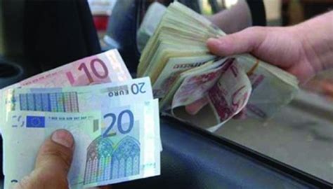 Algérie Prix de l euro et du dollar face au dinar algérien sur le