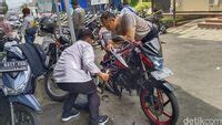 Ratusan Sepeda Motor Berknalpot Brong Di Kuningan Disita Polisi