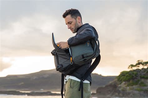 Fastpack Bp Aw Iii Black Lp Pww Lowepro Global