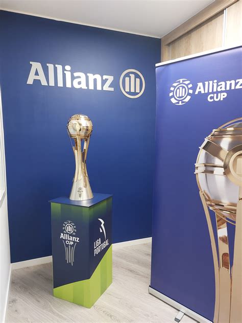 Troféu da Taça da Liga Allianz Cup já está em Leiria Região de Leiria