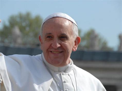 Pope Francis Approves Blessings For Catholic Same Sex Couples Bay