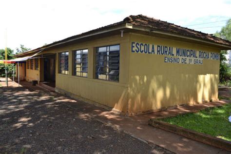 Diminui O De Matr Culas E Fechamento De Escolas Em Zonas Rurais