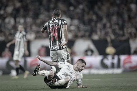 Em jogo dos extremos Corinthians e Atlético MG ficam no empate VAVEL